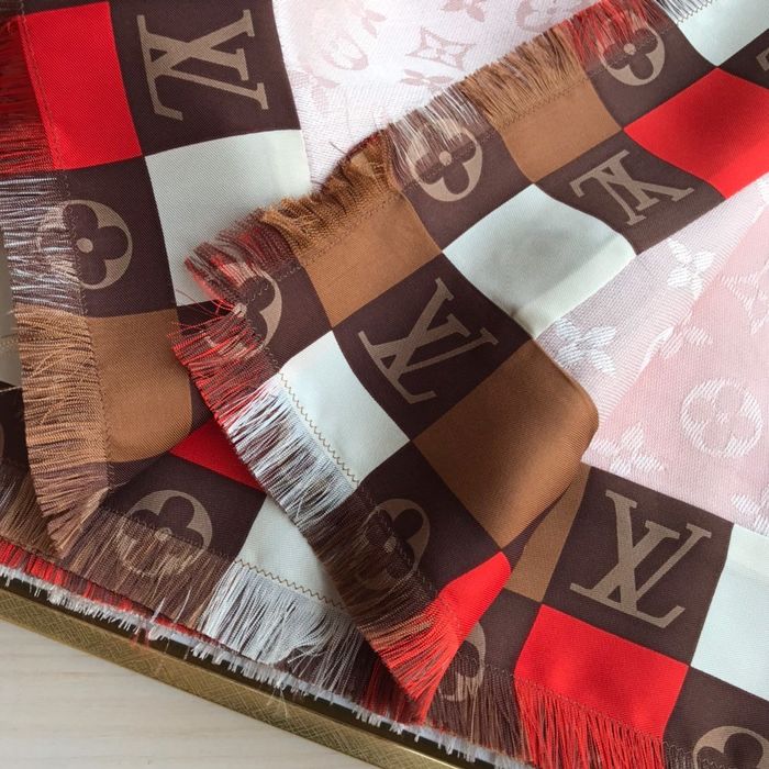 Louis Vuitton Scarf LV00127